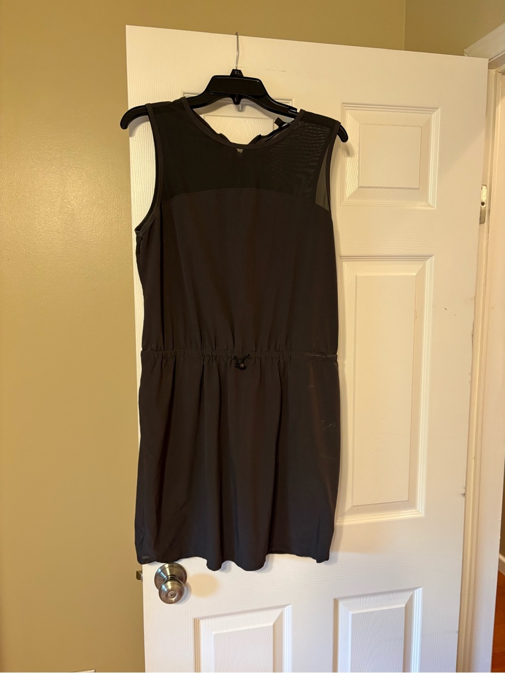 Athleta Black Active Dress Sleeveless Mesh Panel Cinch Waist Athletic Travel